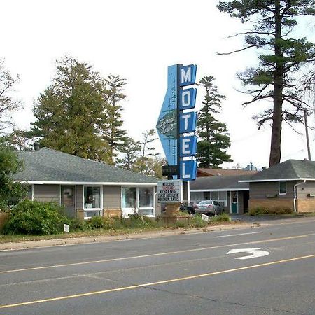 Forest Lake Motel Grand Rapids Exteriér fotografie